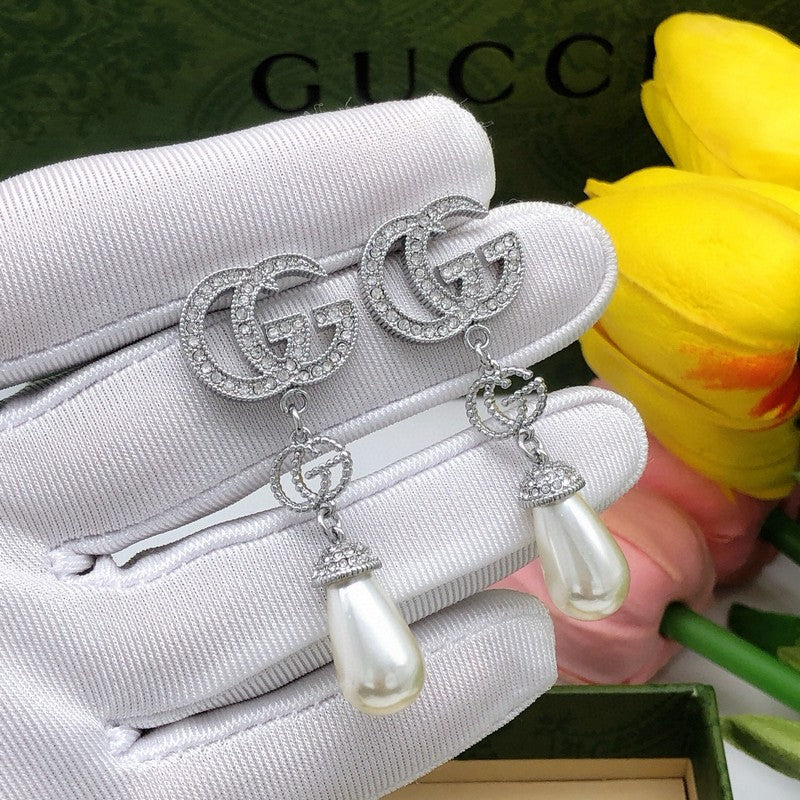 18K Gucci Diamond Pearl Drop Earrings