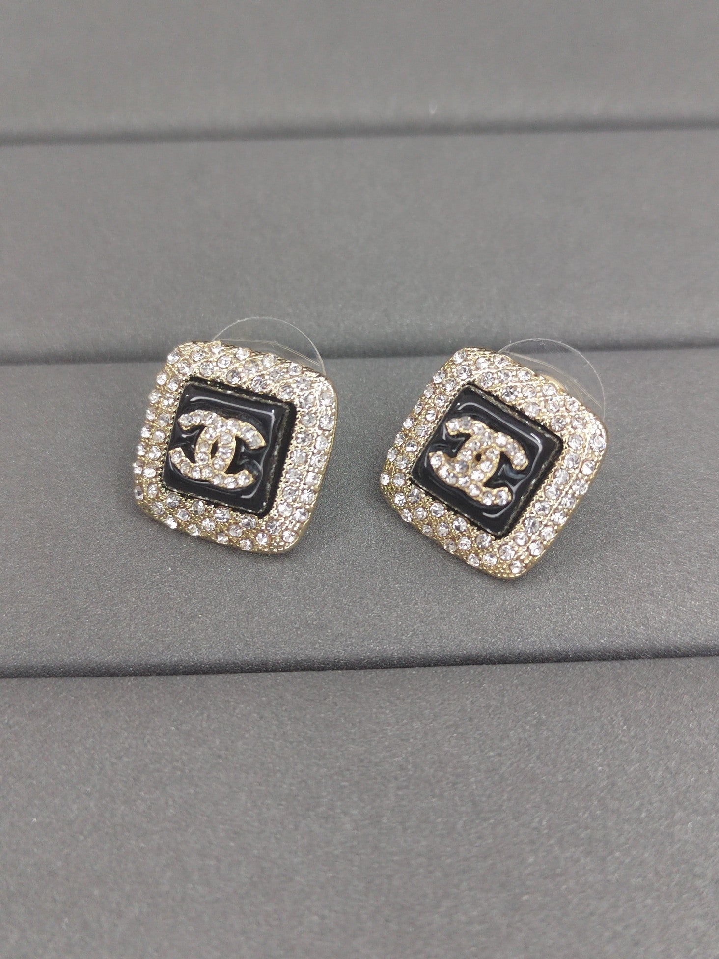 18K Chanel Diamond Square Black Earrings