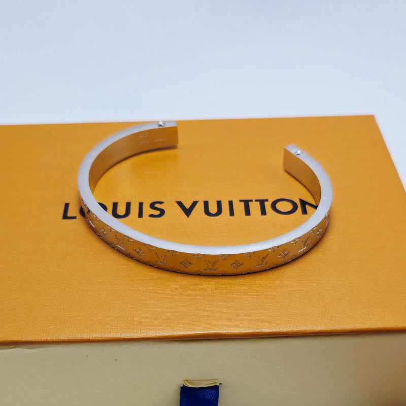 18K Louis Vuitton Monogram Gold Bracelet