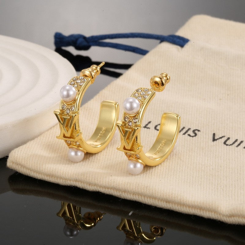 18K Louis Vuitton Pearl Gold Earrings