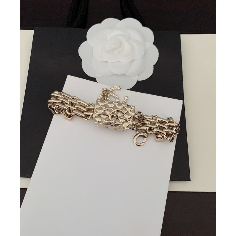 18K Chanel Bag Gold Chain Bracelet