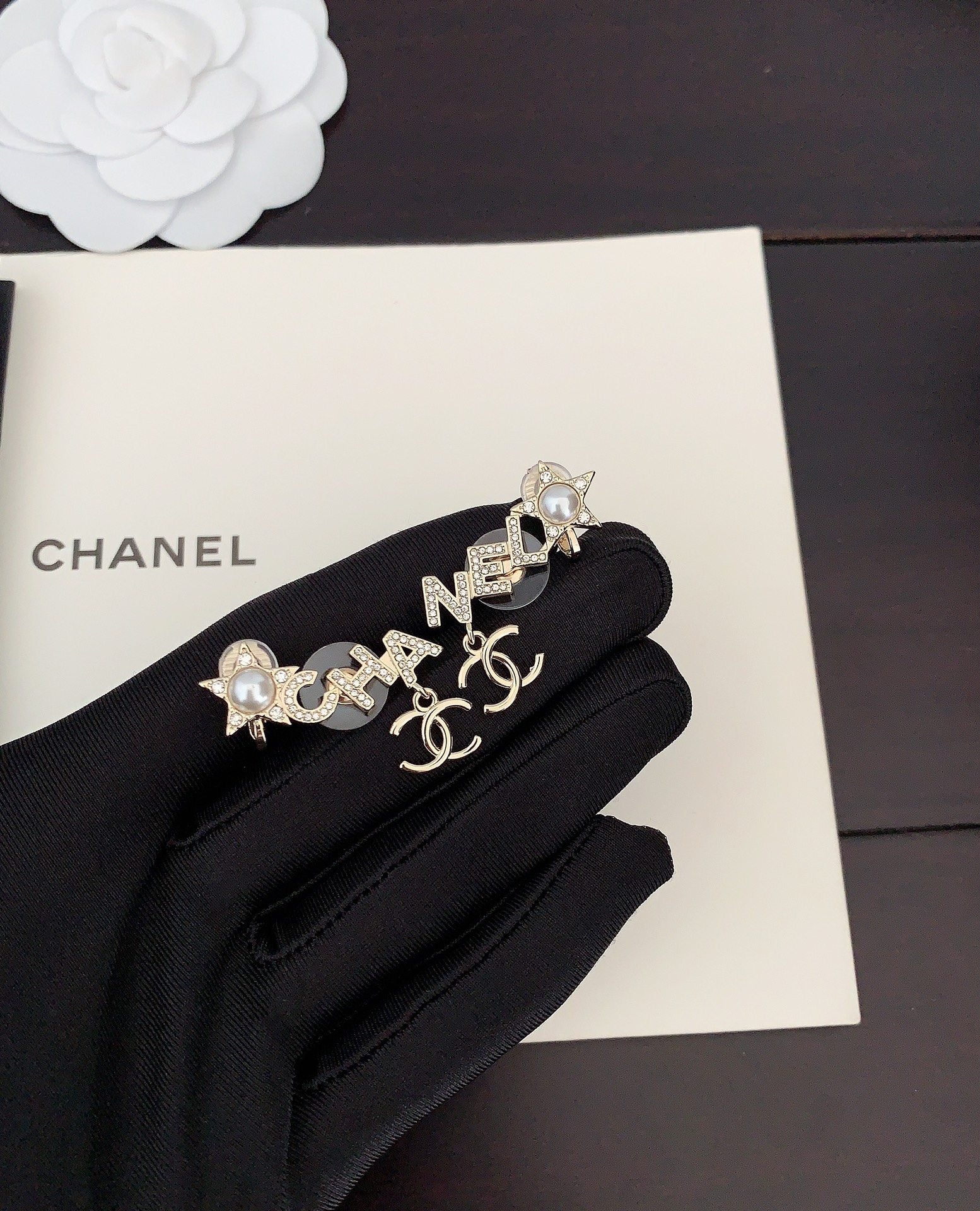 18K Chanel Script Diamonds Earrings
