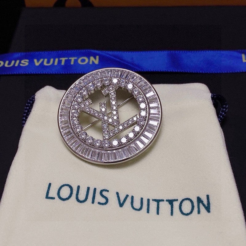 18K Louis Vuitton Full Diamond Brooch
