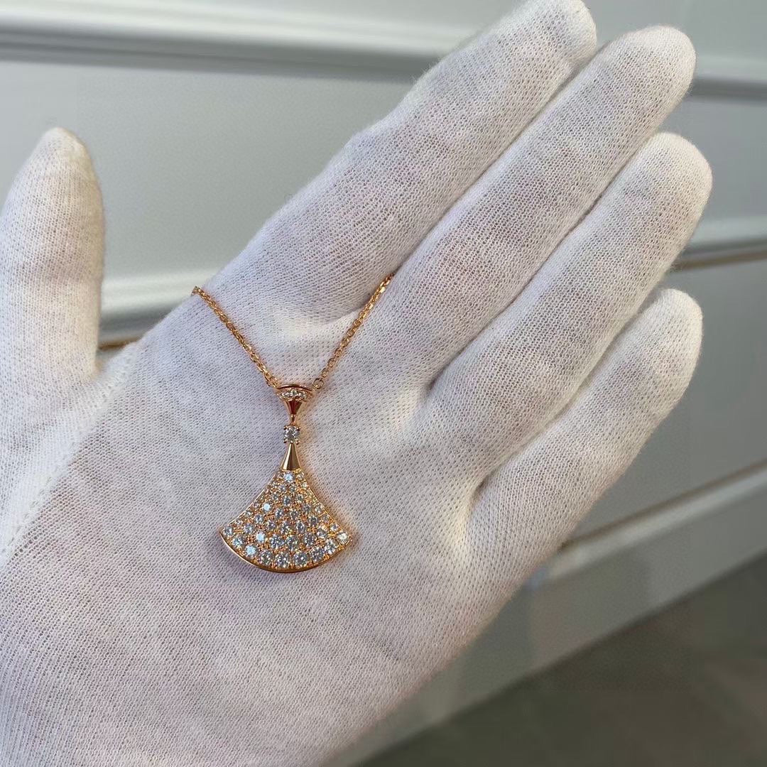 18K BVLGARI BV Divas' Dream Pave Diamond Necklace