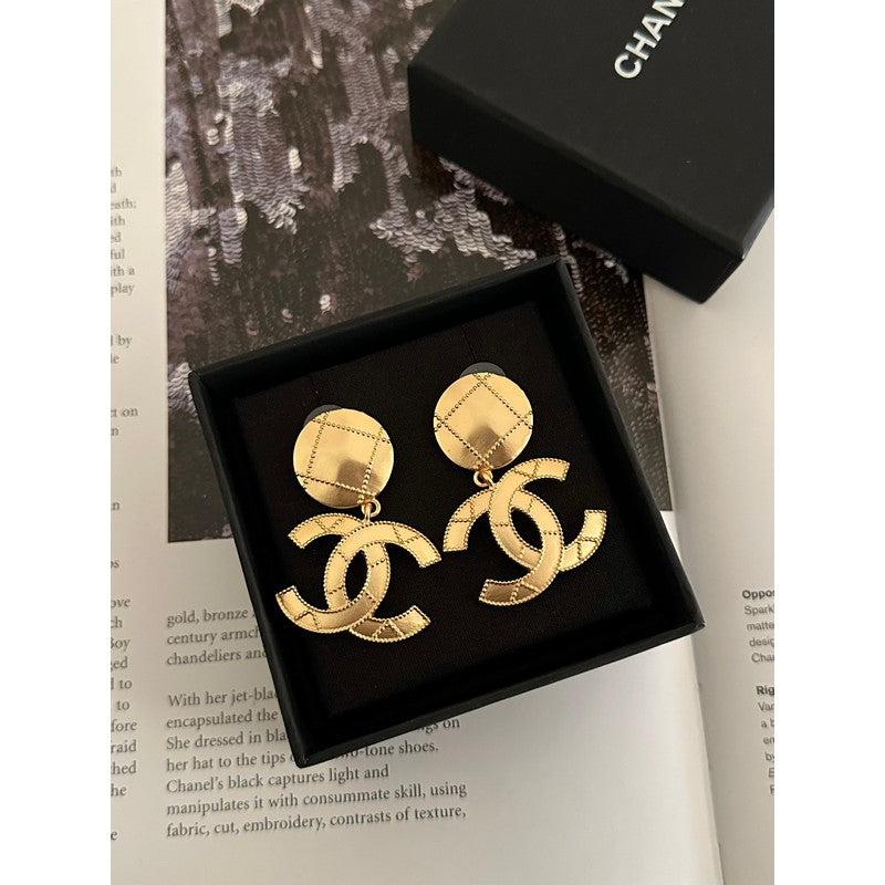 18K Chanel Gold Pendant Earrings