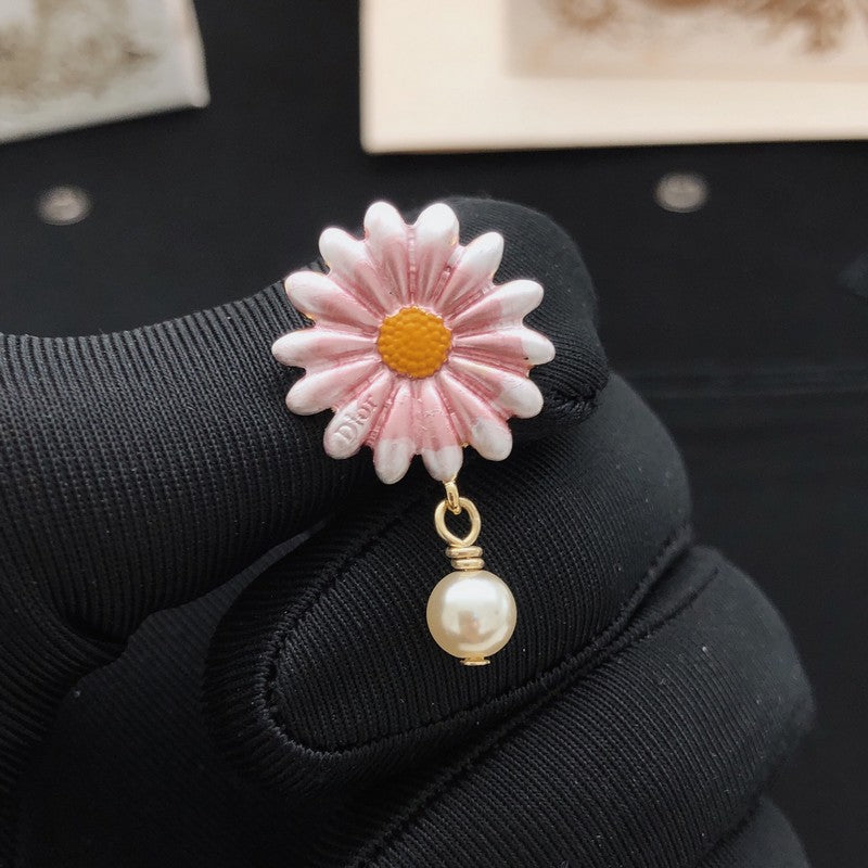 18K Dior Pink Sun Flower Pearl Earrings