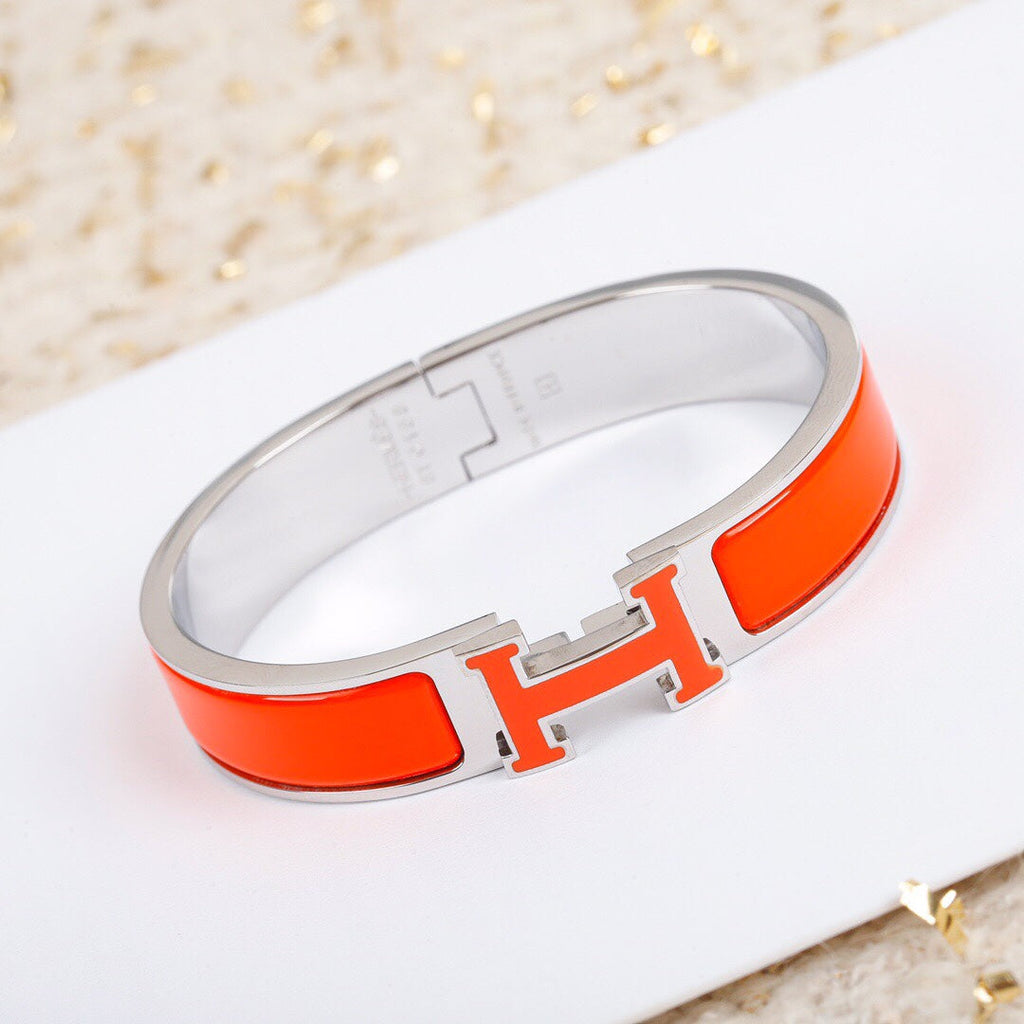 18K Clic Hermes Orange Bracelet