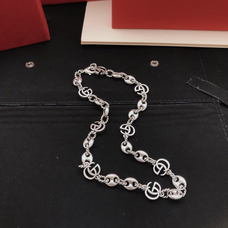 18K Gucci Interlocking G Twist Chain Necklace