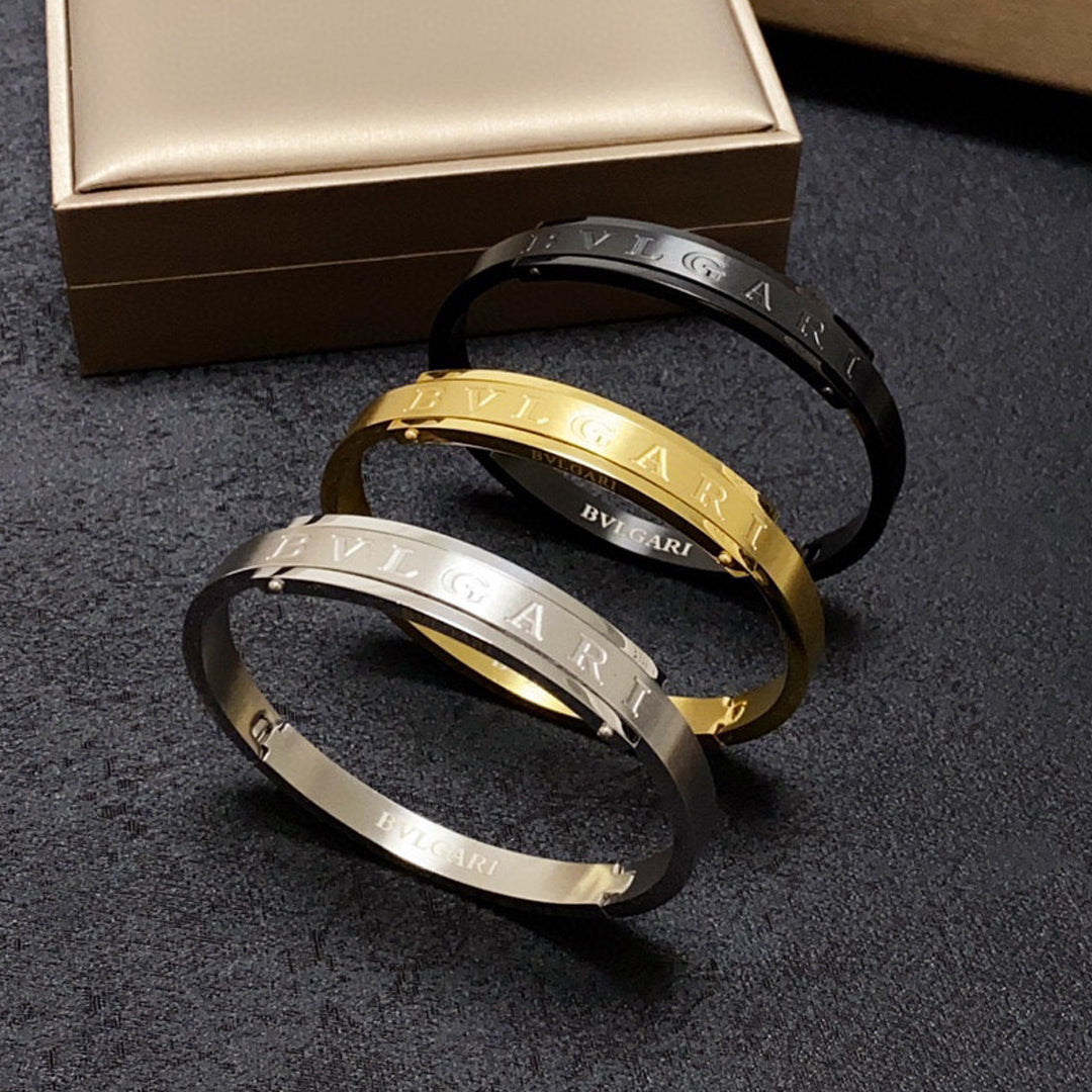 18K BVLGARI BV Vintage Bracelet