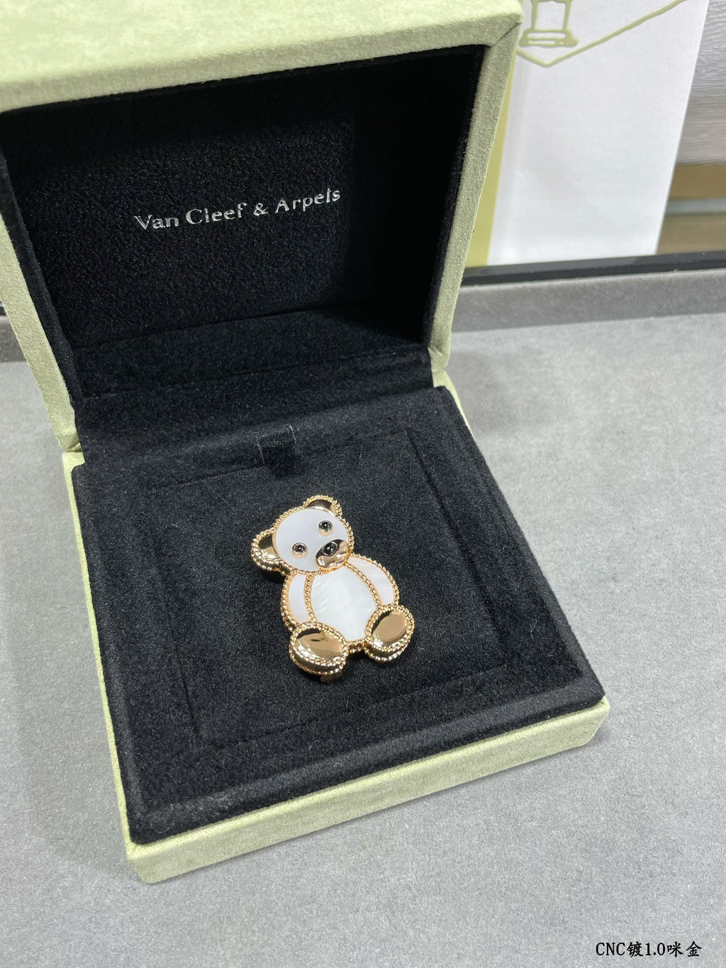 18K Van Cleef & Arpels Lucky Animals Teddy Bear Clip Brooch