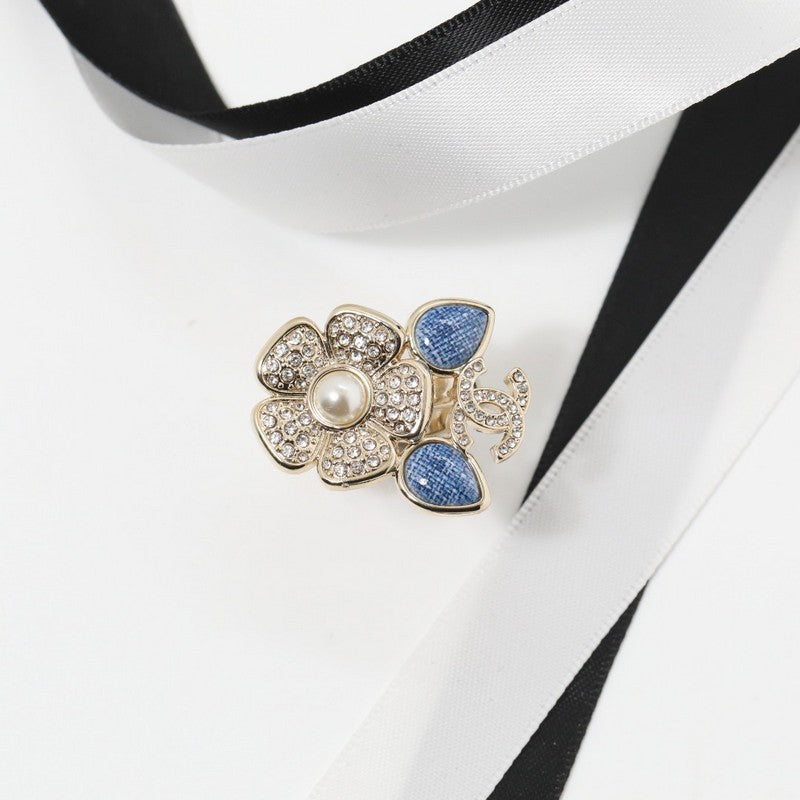 18K Chanel Camelia Blue Diamond Ring