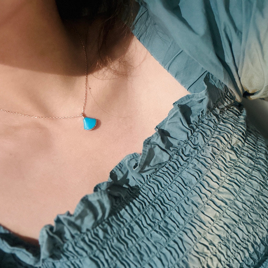 18K BVLGARI BV Divas' Dream Turquoise Pendant Necklace