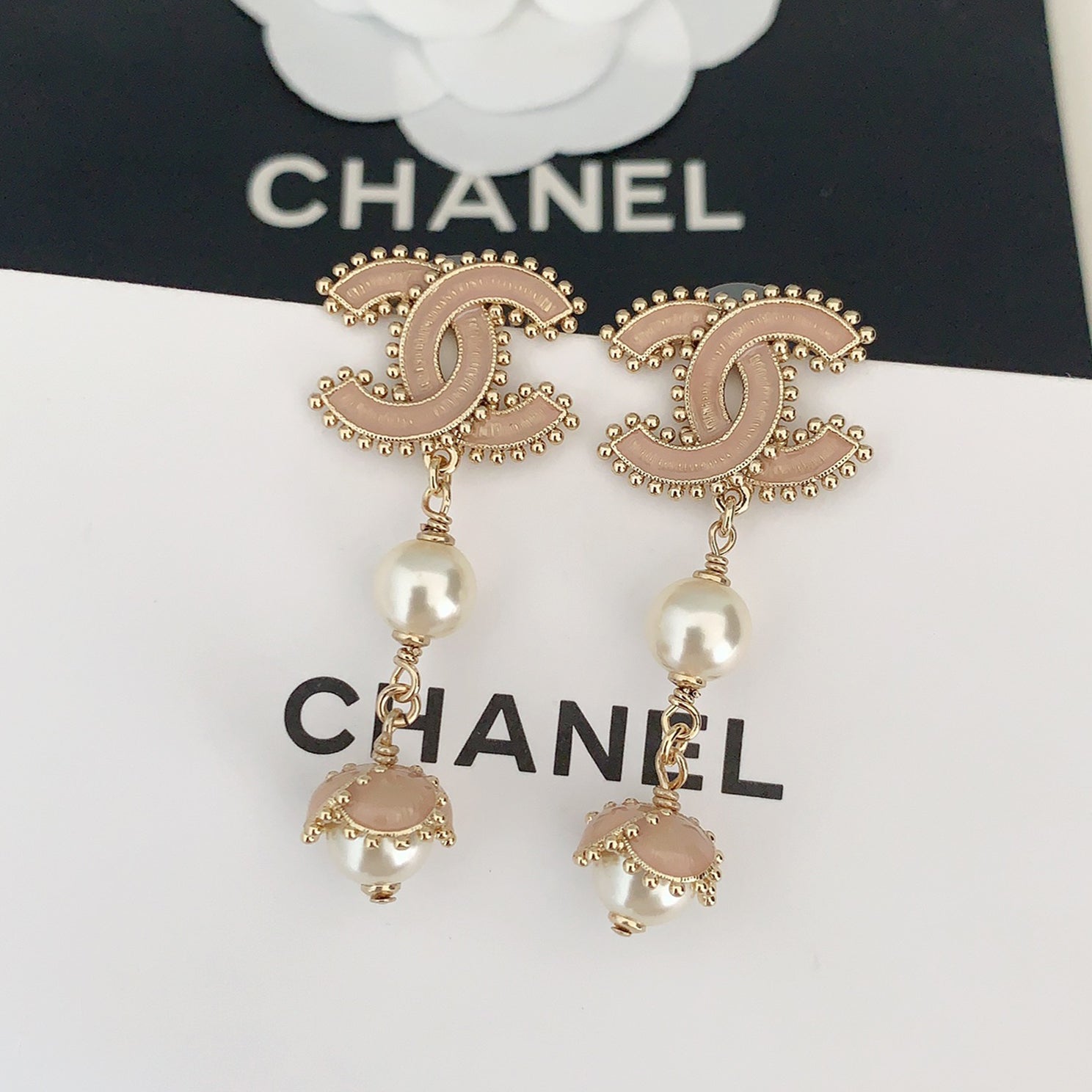 18K Chanel Pearl Crystals Earrings