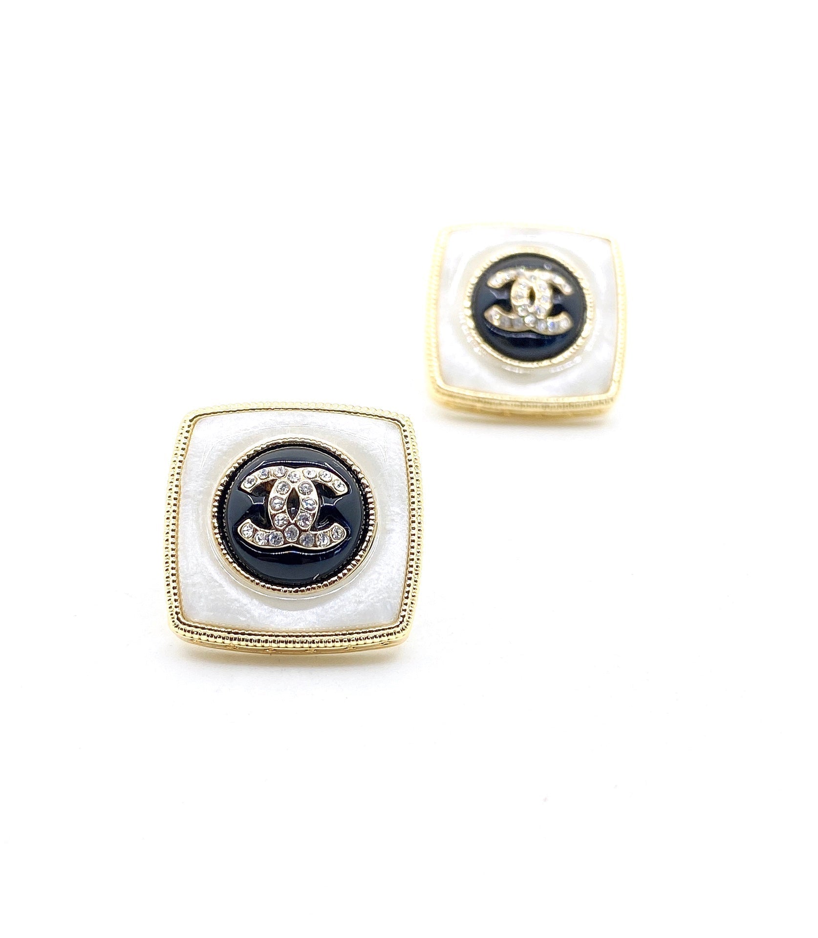 18K Chanel Pearl Square Earrings