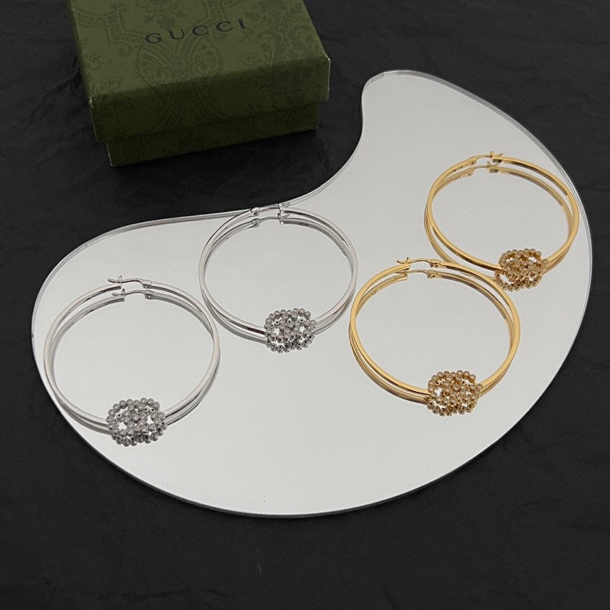 18K Gucci Running Diamond Bracelet