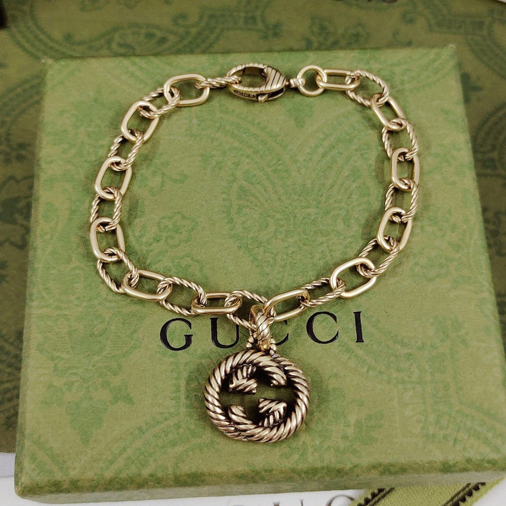 18K Gucci Striped Pendant Bracelet