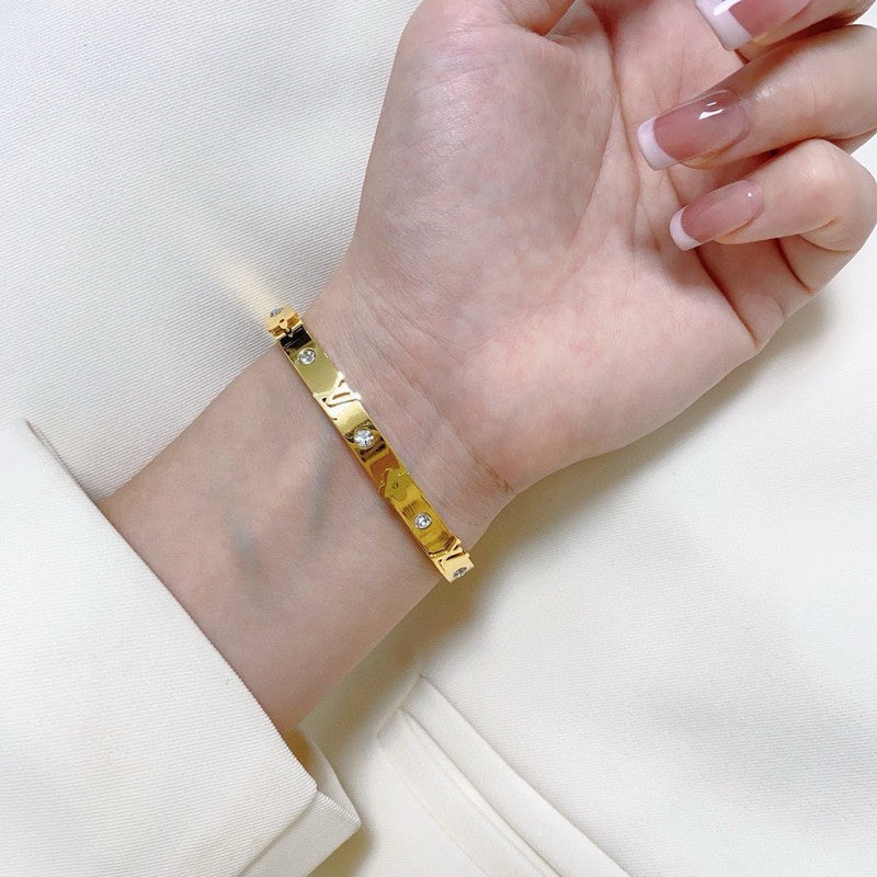 18K Louis Vuitton Pave Diamond Gold Bracelet