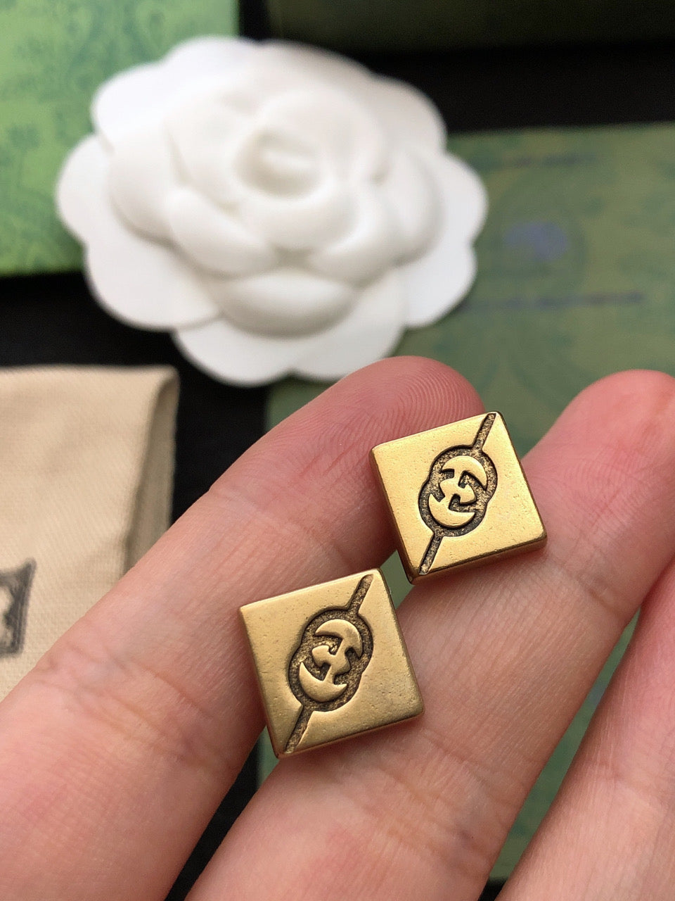 18K Gucci Cube Earrings