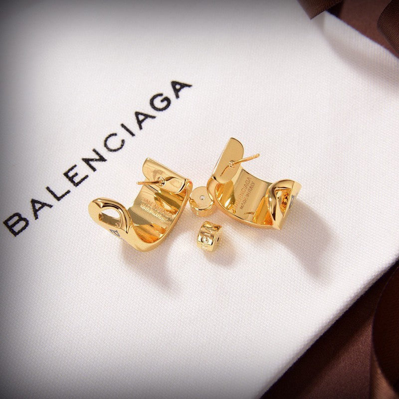 18K Balenciaga Red Heart Gold Earrings