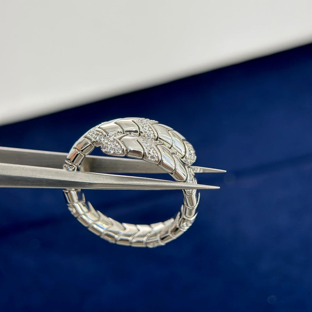 18K BVLGARI BV Serpenti Viper Pave Diamond Ring