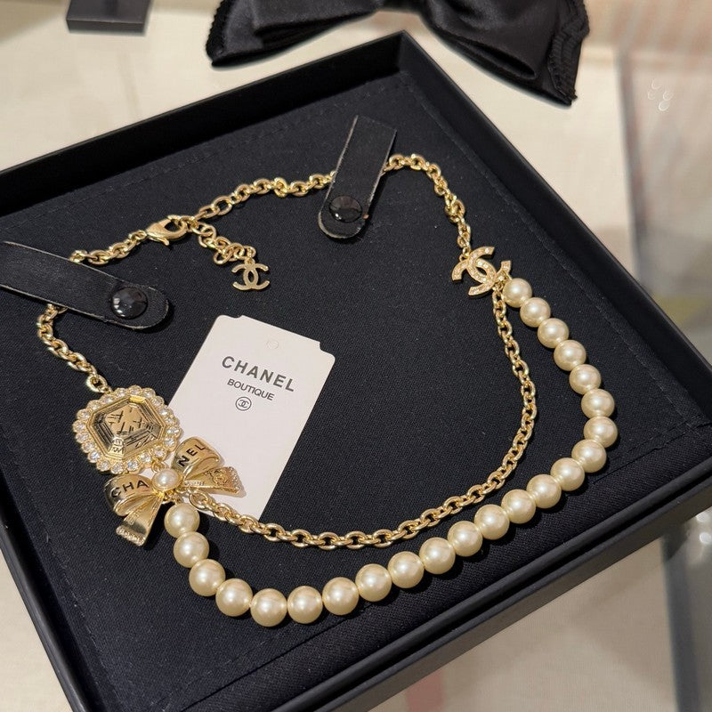 18K Chanel 25K Butterfly Pearl Necklace
