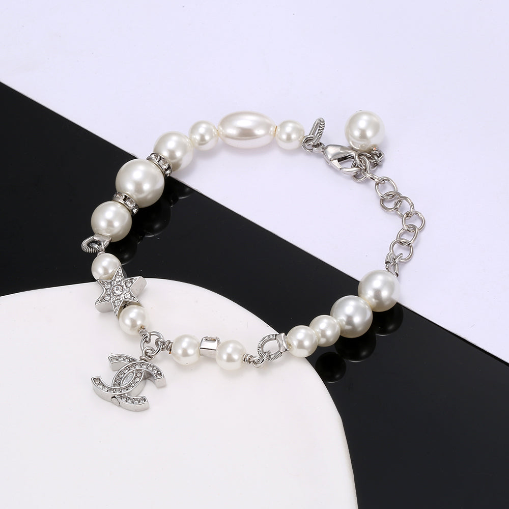 18K Chanel Pearls Chain Bracelet