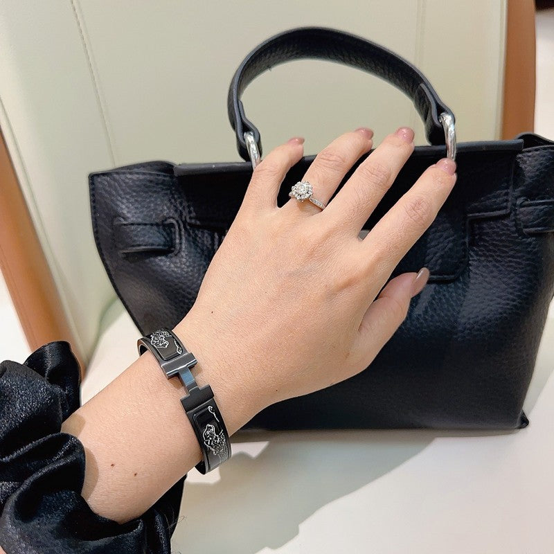 18K Clic Hermes Black Color Bracelet