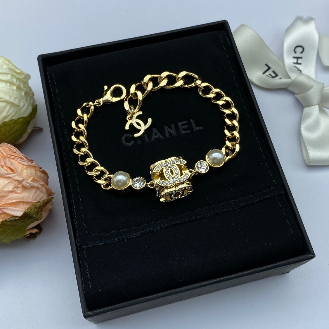 18K Chanel Box Pendant Pearl Bracelet