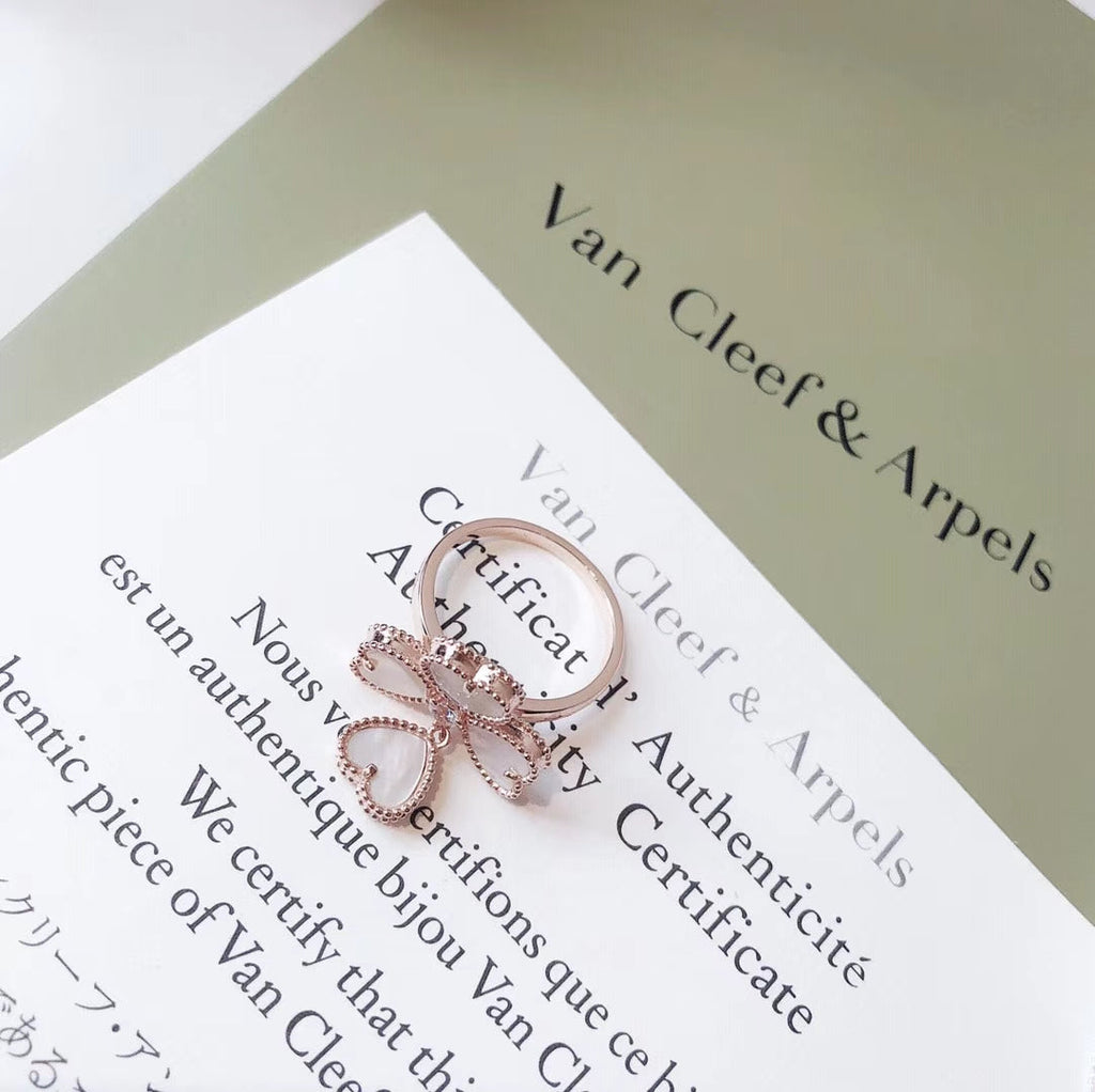 18K Van Cleef & Arpels Sweet Alhambra Effeuillage Pearls Ring