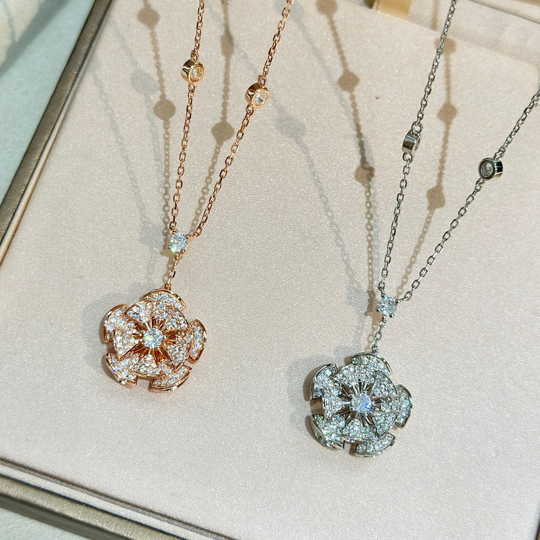 18K BVLGARI Divas' Dream Diamond Necklace