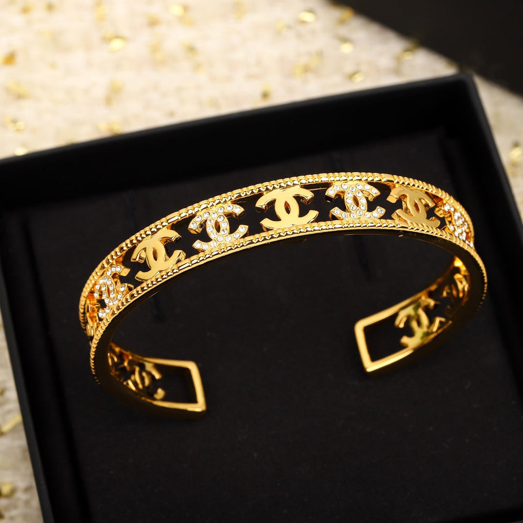 18K Chanel Open Cuff Bracelet