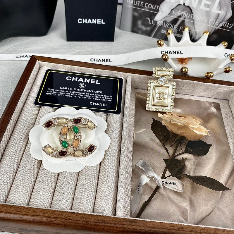 18K Chanel Color Crystal Diamond Brooch