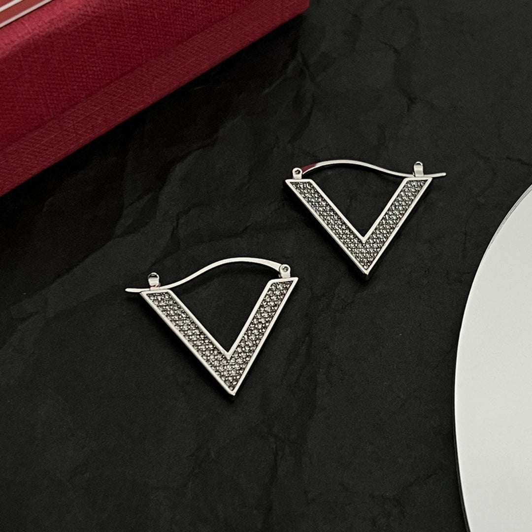 18K Valentino Vlogo Diamonds Earrings