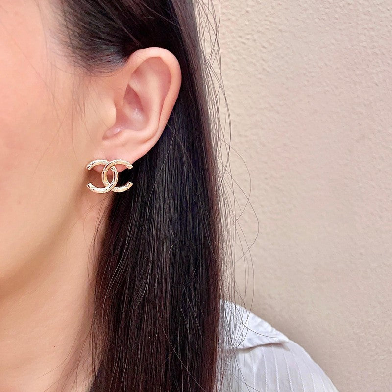 18K Chanel Vintage Gold Earrings
