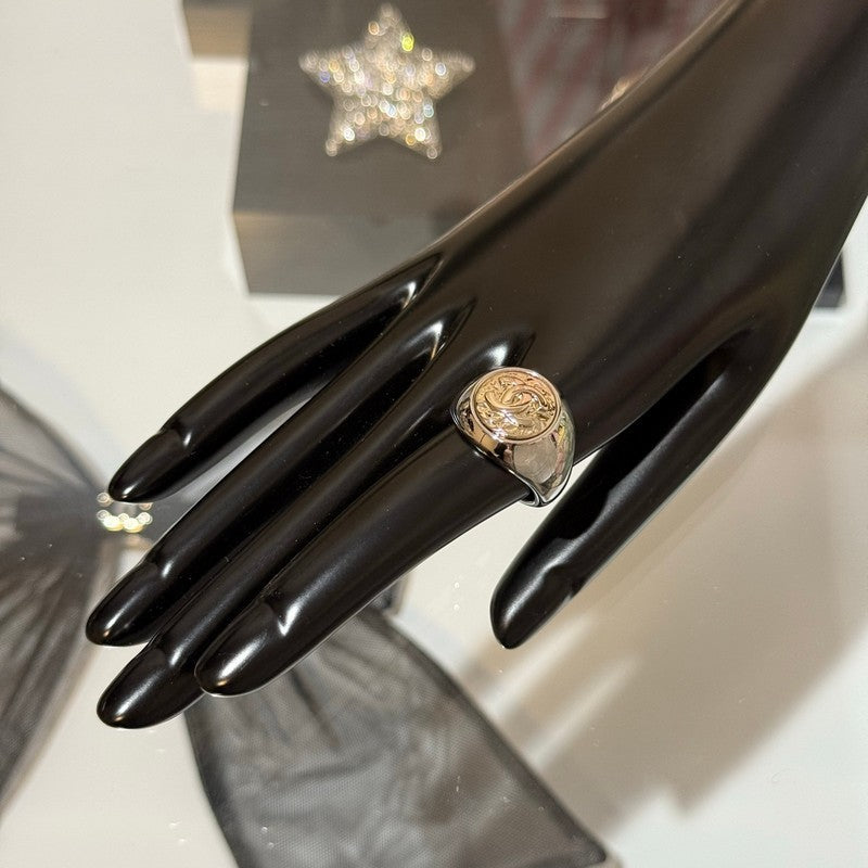 18K Chanel 25K Black Gold Heart Ring