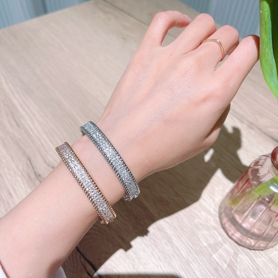 18K Van Cleef & Arpels White Gold Perlee Diamonds Three Rows Bracelet