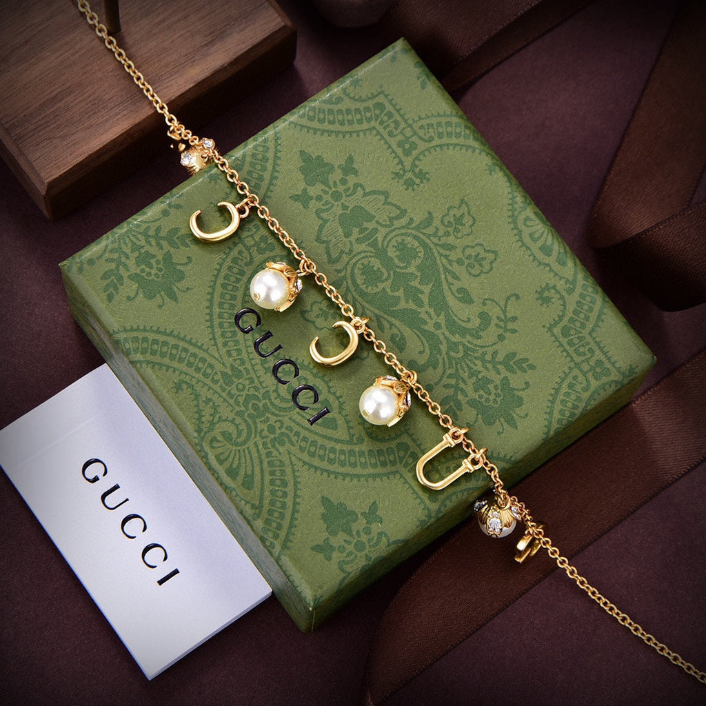 18K Gucci Fashion Show Chain Necklace