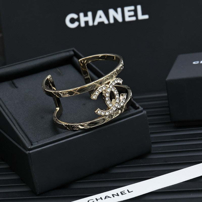 18K Chanel 2025 Strass Cuff Bracelet