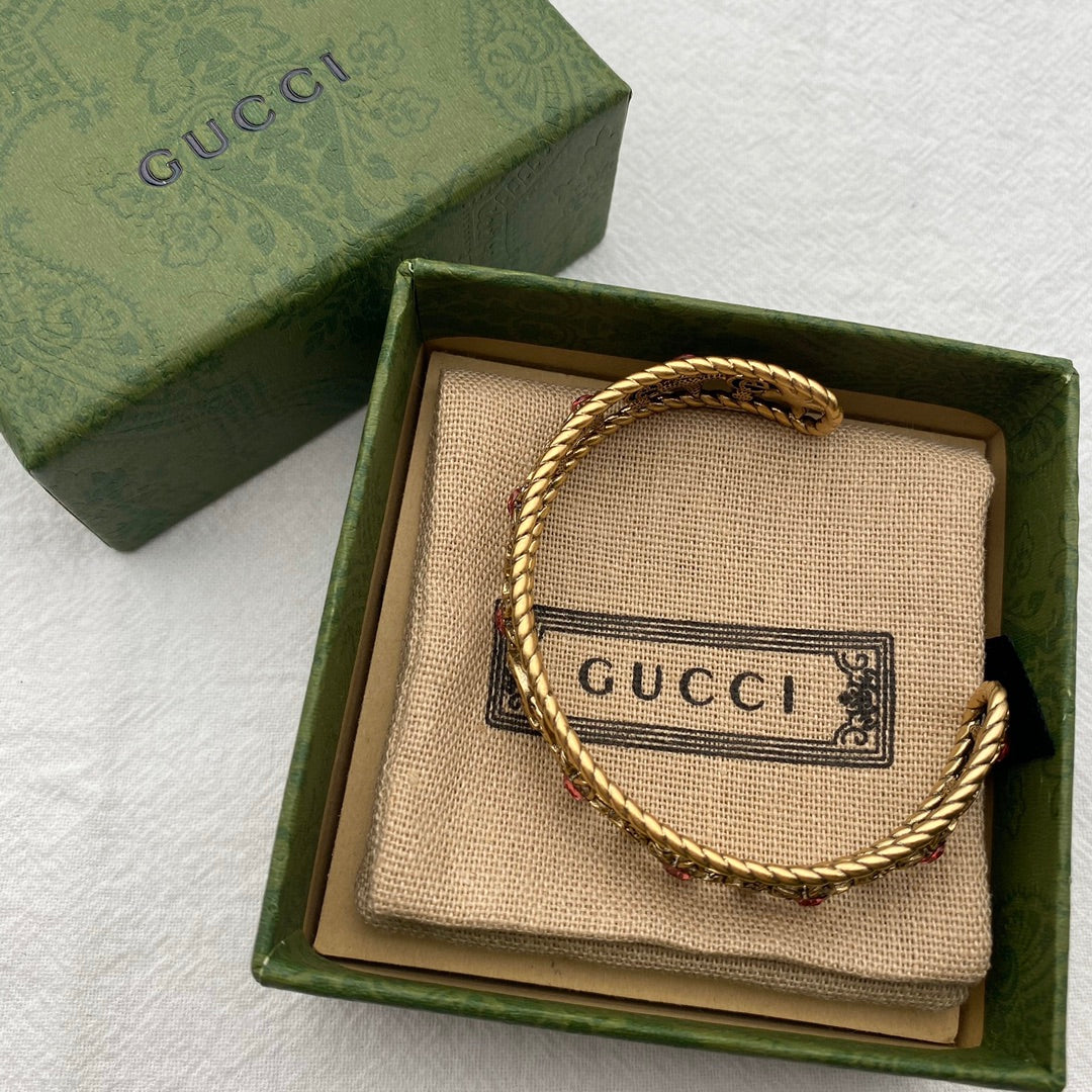 18K Gucci Red Crystal Flower Cuff Bracelet