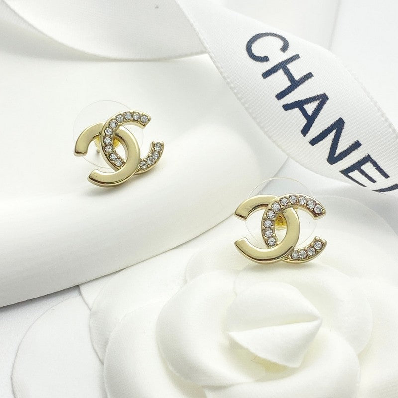 18K Chanel 25P Gold Earrings
