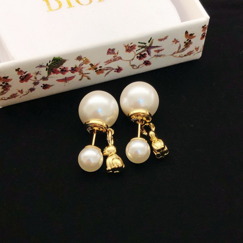18K Dior Tribales Rabbit Pearl Earrings