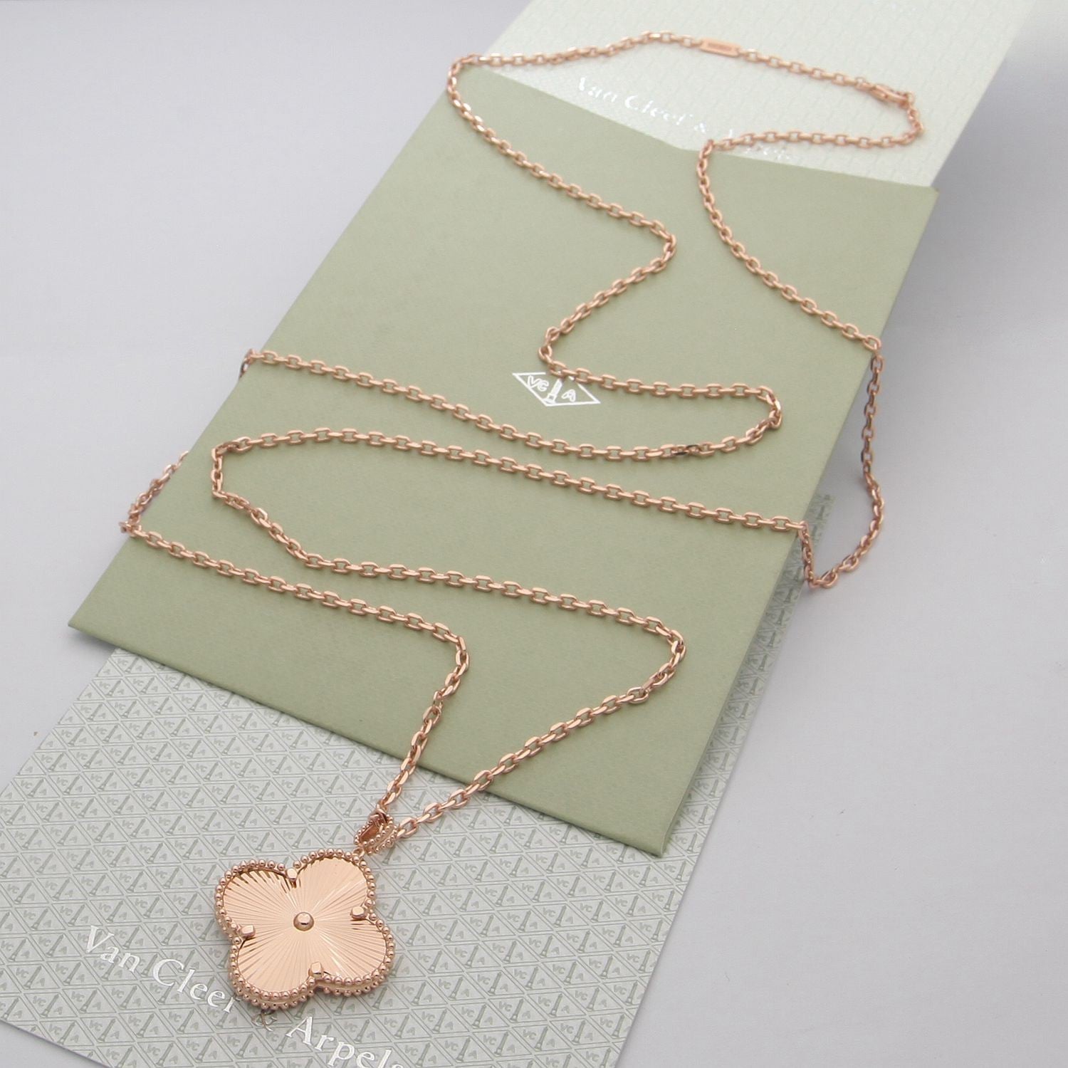 18K Van Cleef & Arpels Magic Alhambra Necklace