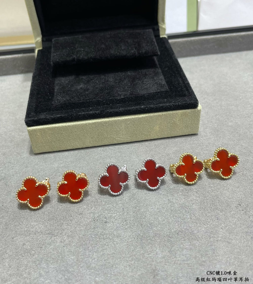 18K Van Cleef & Arpels Vintage Alhambra Carnelian Earrings