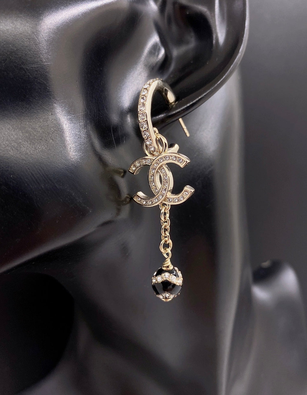 18K Chanel Star Pearls Pendant Earrings