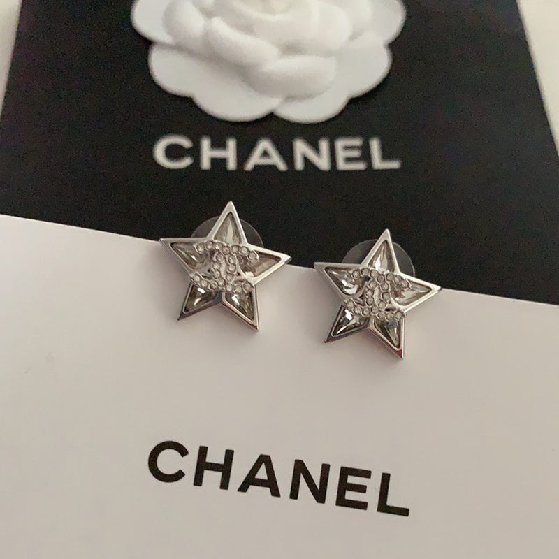 18K Chanel Star Diamond White Gold Earrings