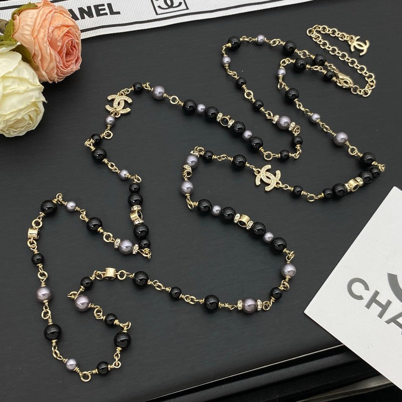 18K Chanel Black Pearls Long Necklace