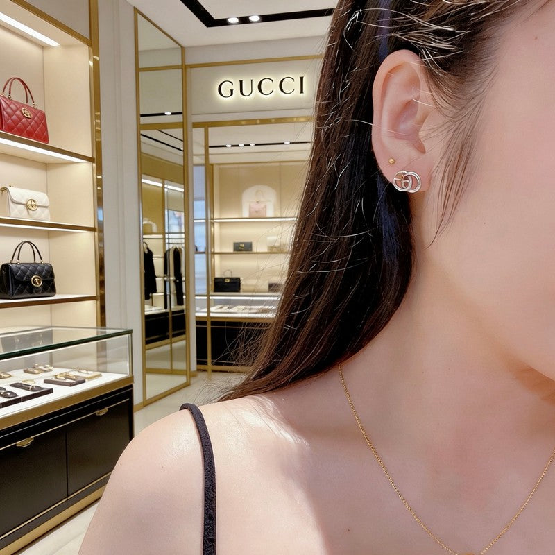18K Gucci White Gold Earrings