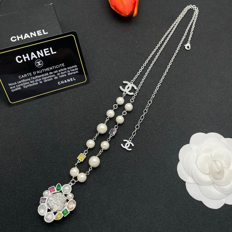 18K Chanel Color Crystal Pearl Chain Necklace