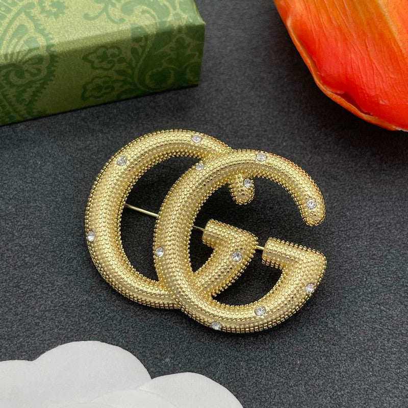 18K Gucci Gold Diamond Brooch