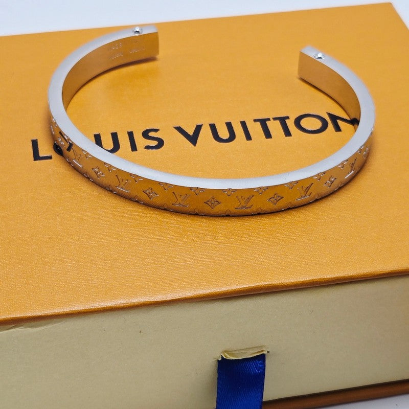 18K Louis Vuitton Monogram Gold Bracelet